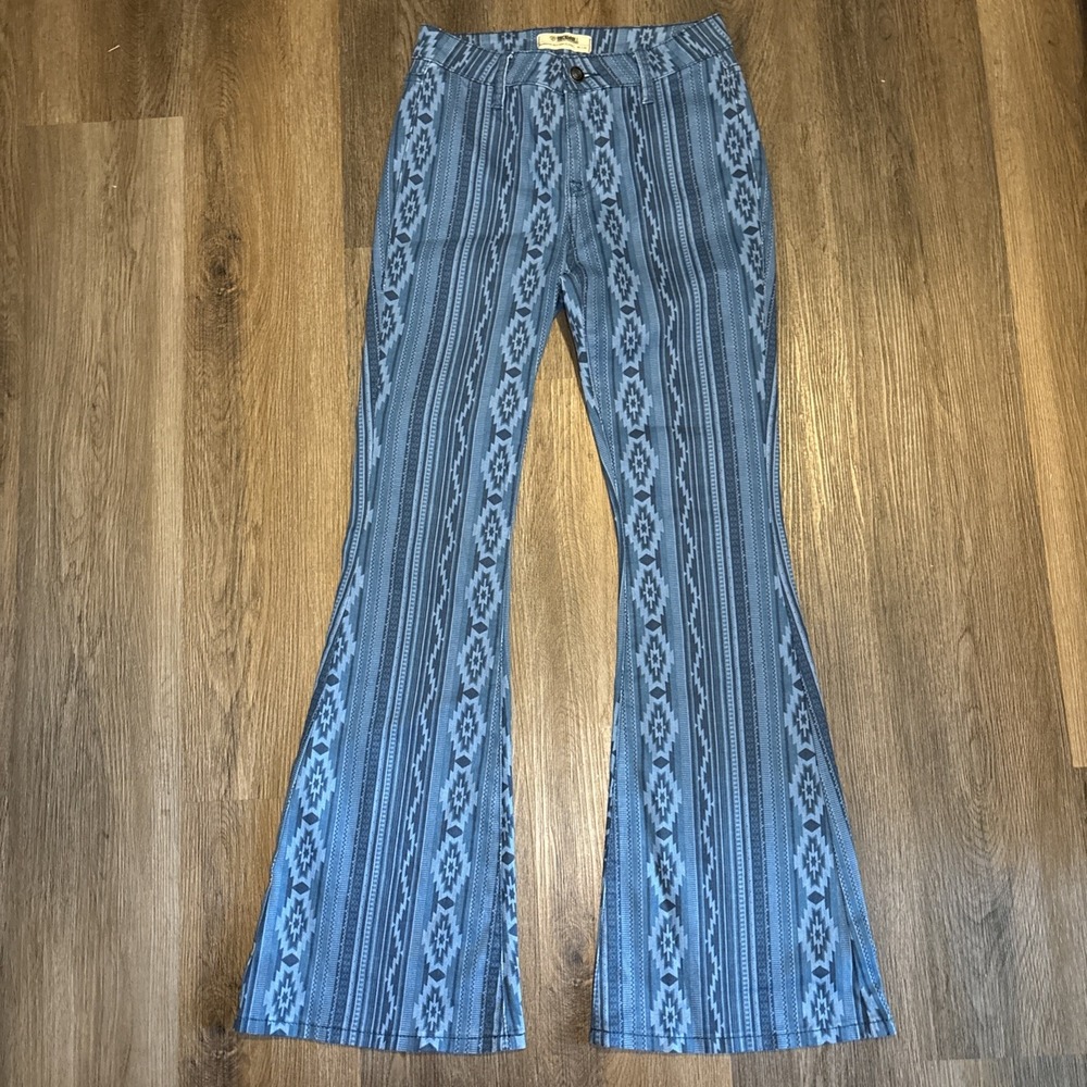 Rock Roll Cowgirl Jeans Womens 26x32 Bell Bottom Flared Aztec Southwestern‎ Boho